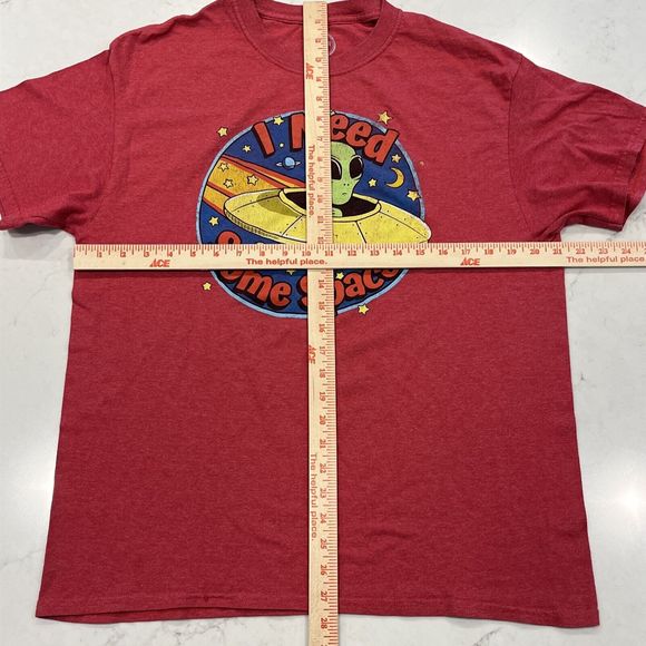 DOM Shirt Mens Large Red Graphic Short Sleeve Alien UFO  "I Need Some Space" - Picture 3 of 5